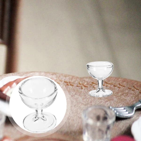 Miniatyr vinglass til dukkehusdekorasjon Mini glassbeger