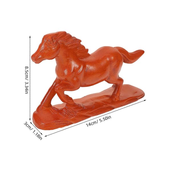 Treheststatue til dekorasjon Sjokolade Trehestpynt