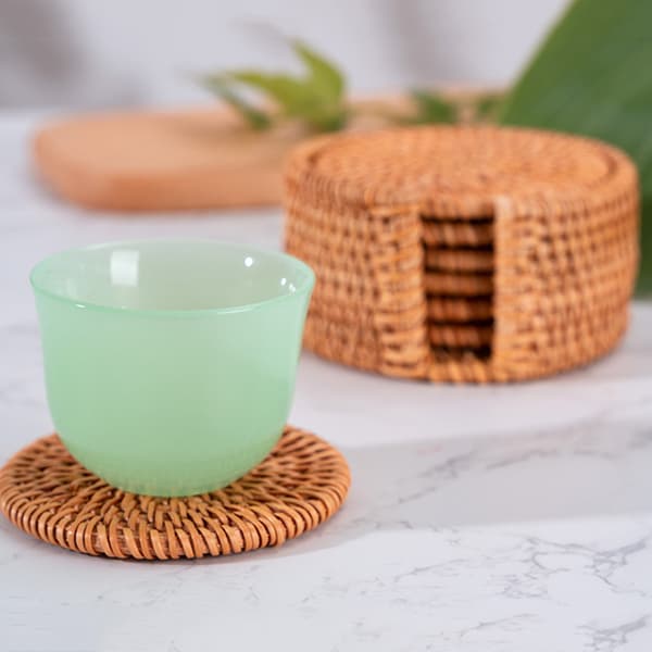 Rattan Coasters with Holder Storage Box Handmade Teacup Round Edge Coasters for Kitchen Table Drinks Crafts 8CM