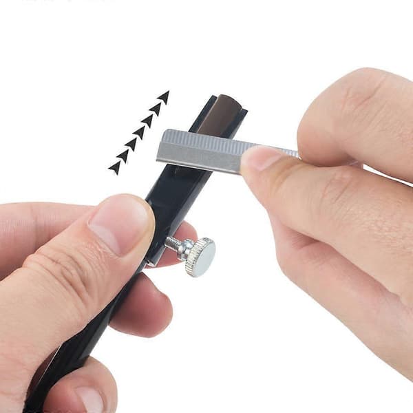 Pennvässare i metall bärbar svart