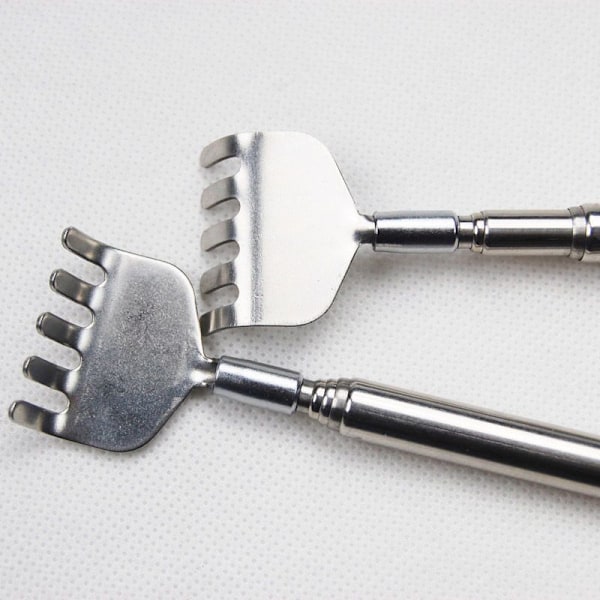 Retractable back scratcher silver