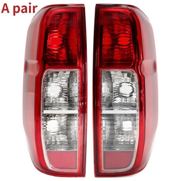 Sett - Par røde bakbremselys, for Nissan Navara D40 2005-2015