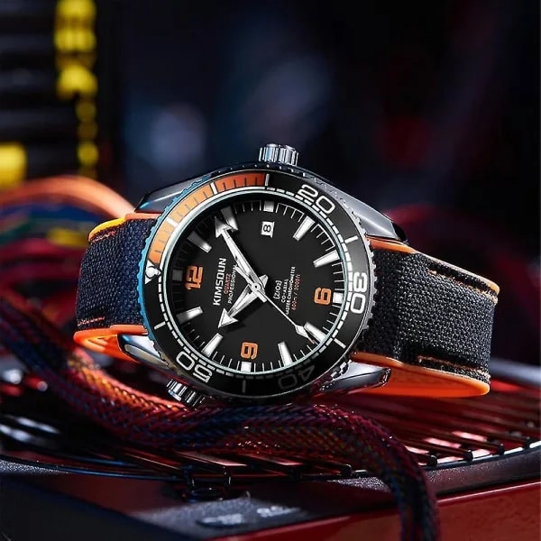 Automatisk mekanisk klocka i rostfritt stål med NH35-urverk, safirglas, nylonarmband, elegant klockmärke
