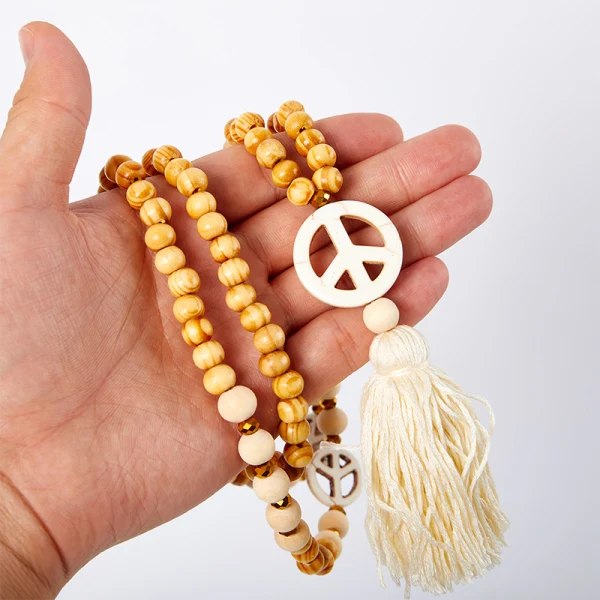 Fredshänge halsband för kvinnor Boho estetisk tofs trä