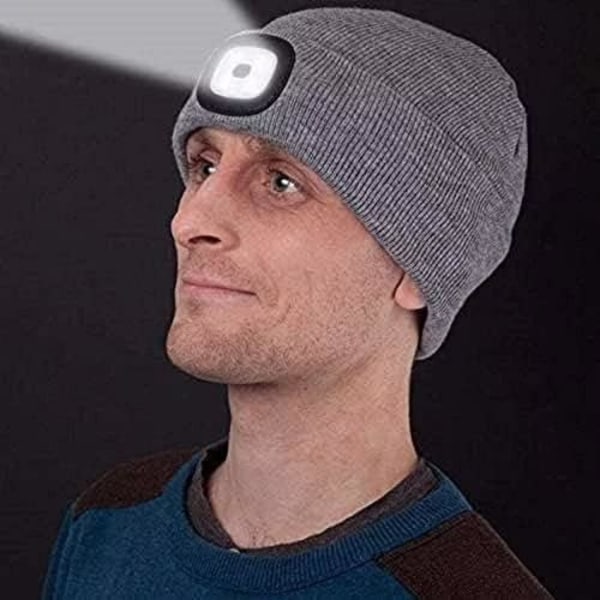 LED Stickad Mössa Lätt Varm Hatt Beanie Män och Kvinnor Tre