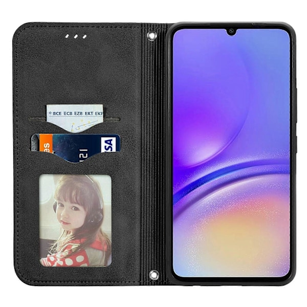 Retro Magnetiskt Läder Skal med Hudkänsla Black For Samsung Galaxy A06