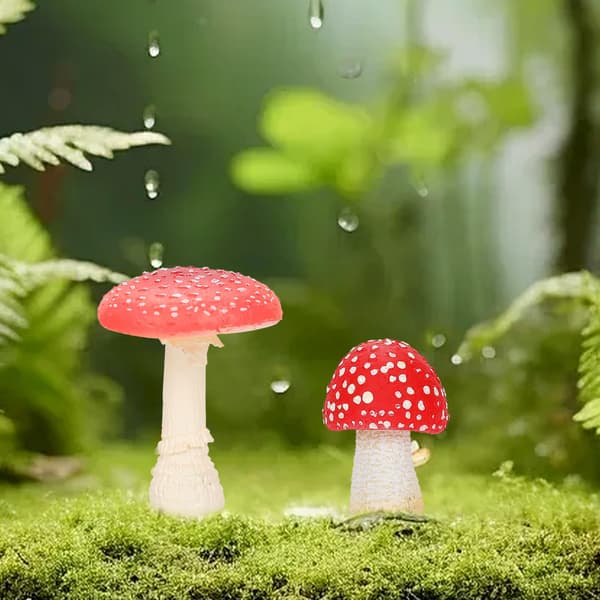 6 miniatyrsopper i resin, 4,5 til 7,5 cm eventyrhage sopptilbehør