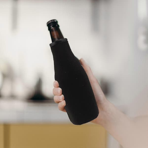 Extra tjocka neoprenisolerade hylsöverdrag 12-pack ölflaskor håller dryckerna kalla