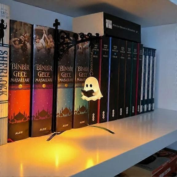 Dekorativt spøgelse, der læser bog, hængende lys, PET-materiale Ghost Hanging Light