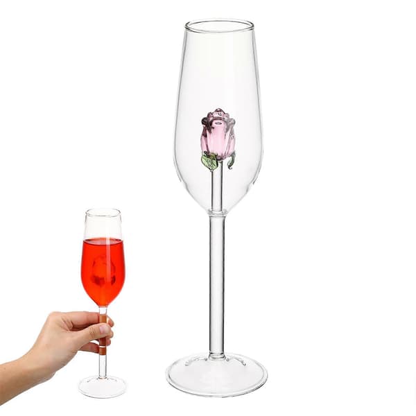 Rosekrystallbeger for hjemmebruk Rosa glassvinkopp