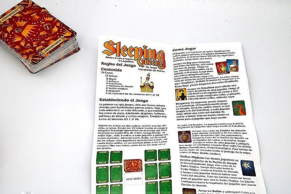 populära brädspel sovande drottningar familjefest[J]