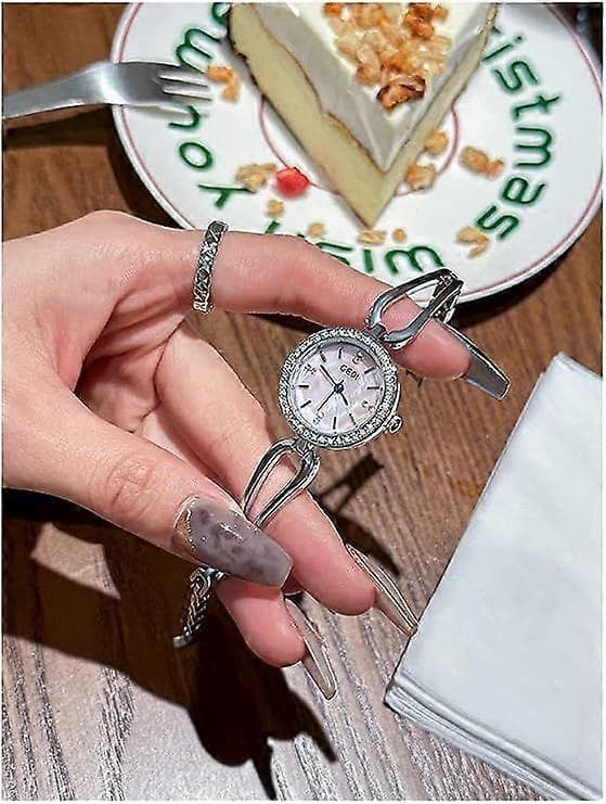 Dame Mode Quartz Armbåndsure Elegant Ur til Kvinder Vandtæt Rustfrit Stål Rem Luksus Dameur[J]