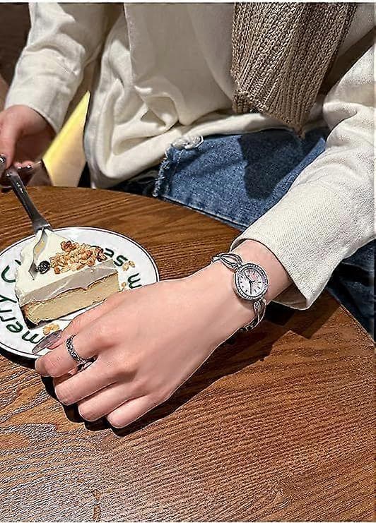 Dame Mode Quartz Armbåndsure Elegant Ur til Kvinder Vandtæt Rustfrit Stål Rem Luksus Dameur[J]