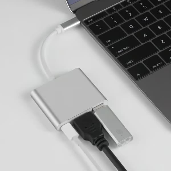 3-i-1 USB-C-hubb med HDMI, USB 3.0 och PD-laddning