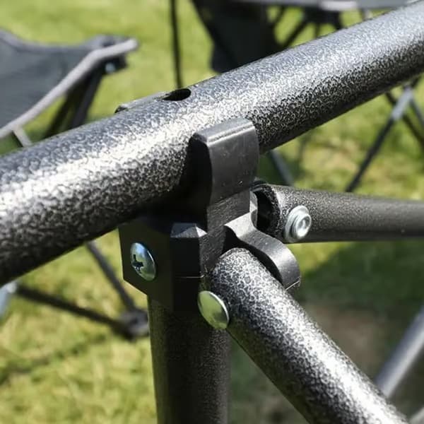 Fällbart campingbord i kolfiberstål