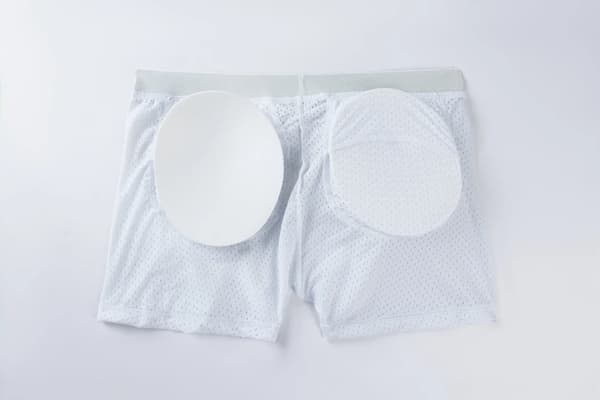 Boxershorts för män i mesh med höftkuddar, vit, storlek M White M