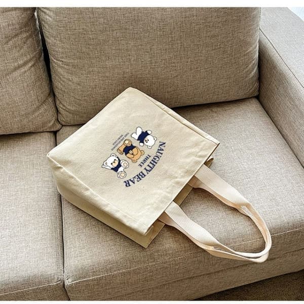 Broderad lunchväska i canvas, beige, storlek L beige L