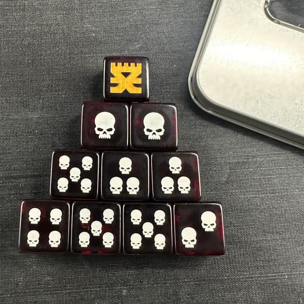Dødningehoved Sorte Terninger Sæt 20 Stk 16mm til RPG, MTG, Rollespil Kortspil, Harpiks Spis Verden Terninger, Sort Dødningehoved Design til Voksne Kampe Skull Head