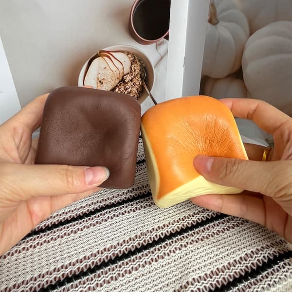 Smør Langsomt Stigende Squishy, Squishy Legetøj, Dumpling Stressbolde, Fidget Legetøj (Sort Gul Hawaiian Roll squishy) Black Yellow Hawaiian Roll squishy