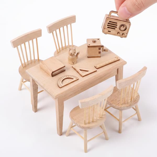 Dockskåp Matbord Stolar Möbler Set Trä 1/12 Skala Miniatyr