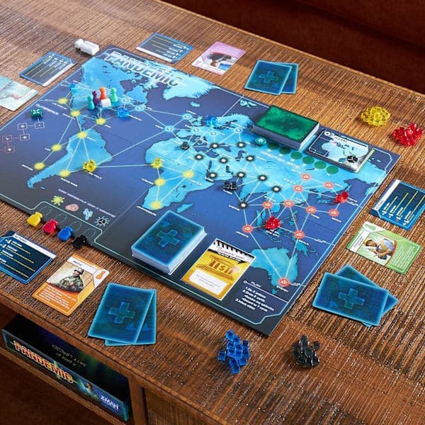 Z - Man Games - Pandemic - Brettspill - Alder 8+ - 2 - 4 Spillere - 45 Minutter Spilletid