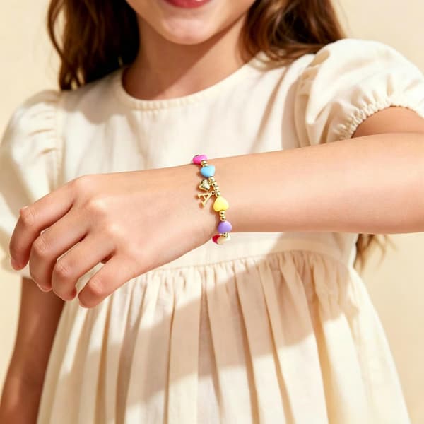 Färgglatt hjärta initialarmband, bokstav A-Ö armband flickpresenter E