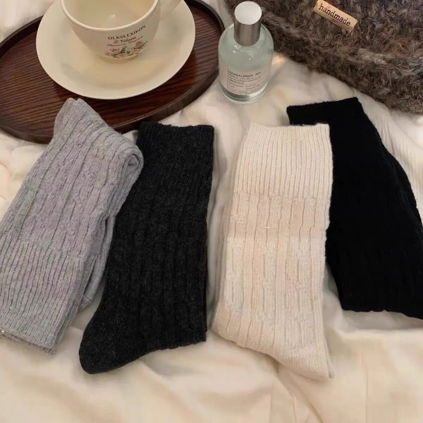 1-2pairs Lolita White Black Socks Women Girls Knitted Warm Stockings Mid Tube Crochet Boot Cuffs Ruffles Lazy Loose Thick Sox