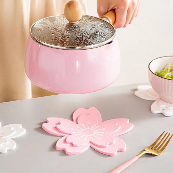 Hot Lotus Heat Insulation Coaster Mugs Pad Non-Slip Placemat Silicone Tableware Table Mat Coffee Cup Stands Kitchen Accessories
