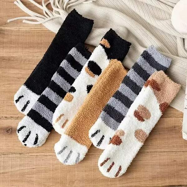 1pair Winter Lamb Kawaii Cartoon Socks for Women Cute Dog Cat Paw Pattern Fleece Warm Thicken Funny Plush Socks Home