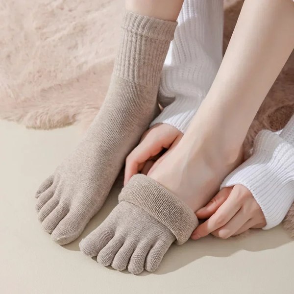 1 Pairs Winter Thick Toe Terry Socks Women Solid Cotton Sweat-Absorbing Soft Elastic Breathable Keep Warm Floor 5 Finger Socks