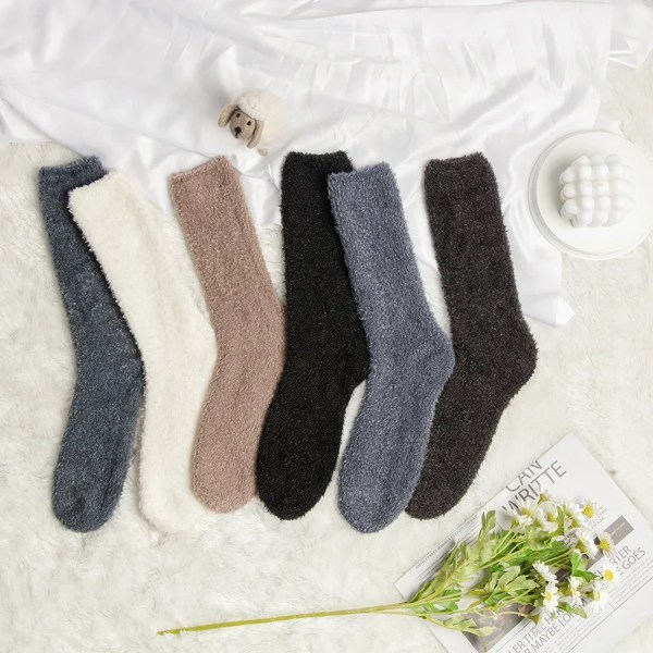 3 Pairs Unisex High Quality Semi-Fleece Casual Shopping Mid-Calf Socks Winter Indoor Soft And Comfortable Warm Home Indoor Socks
