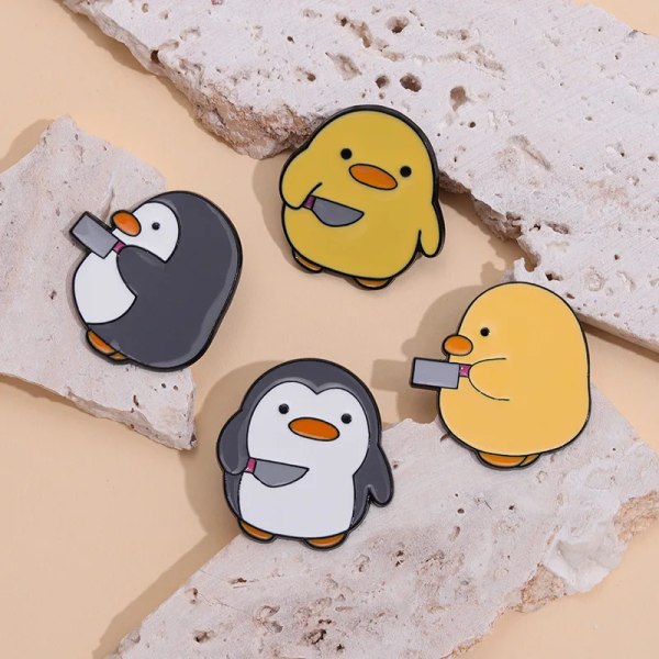 Penguin small Duck carton new metal design Badges Brooch Enamel Pins label Bag Backpack hat Jewelry gift accessories