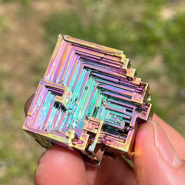Natural Irregular Shape Bismuth Ore Cluster Mineral Rough Pyramid Specimen Healing Crystals Ornaments Home Decoration