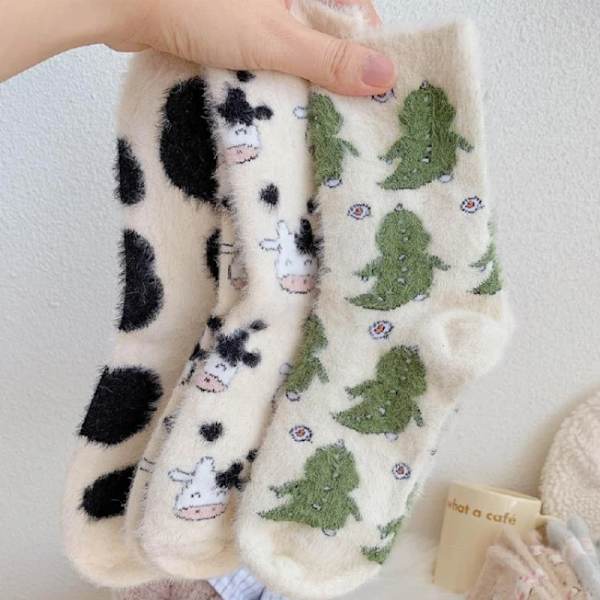 Women's Cow Spot Pattern Velvet Imitation Mink Tube Socks Winter Plush Warm Home Sleeping Sock Japanese Sweet Cartoon Hosiery