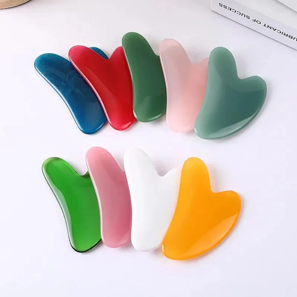 1pc Heart Shape SPA Massage Beeswax Gua Sha Scraping Massage Scraper Face Massager Acupuncture Guasha Board Massager for Face