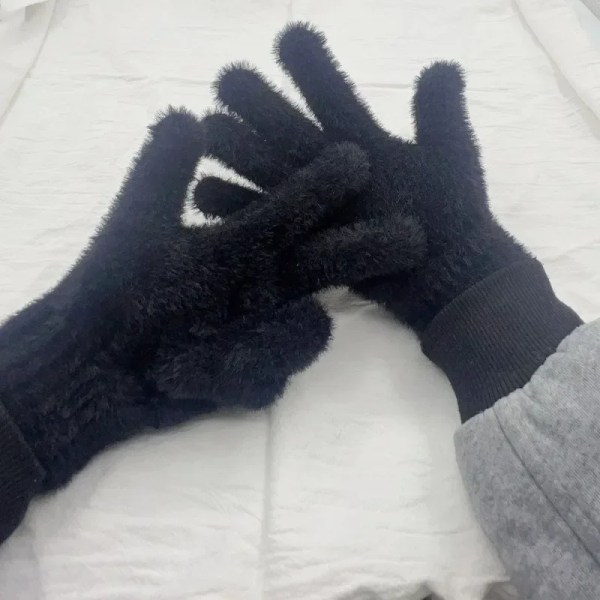 1 Pair Korean INS Style Coral Velvet Gloves Women's Winter Cute Plush Warm Riding Gloves Women Gloves Womens Gloves Fluffy