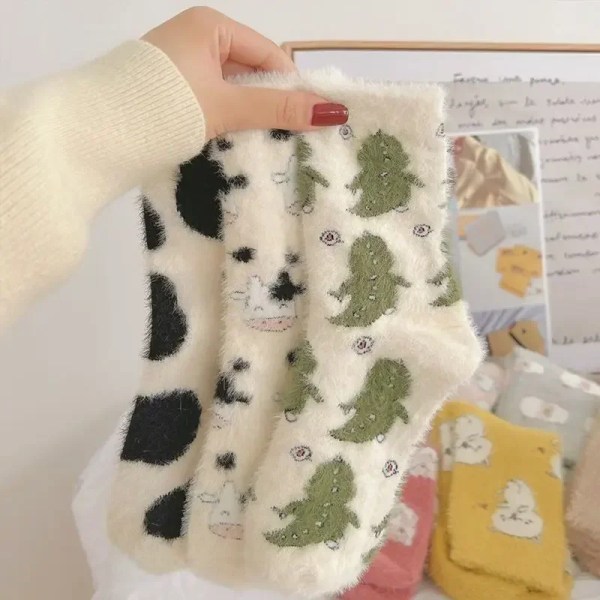Autumn and Winter Padded Mink Socks Women Warm Thickened Cow Spots Home Cute Girls Floor Socks Moon Socks