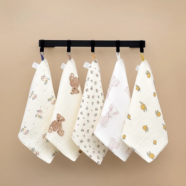 Baby Towel Washcloth Muslin Cotton Bibs & Burp Cloths New Born Handkerchief Towels Infant Towel Bath Muslin Napkins