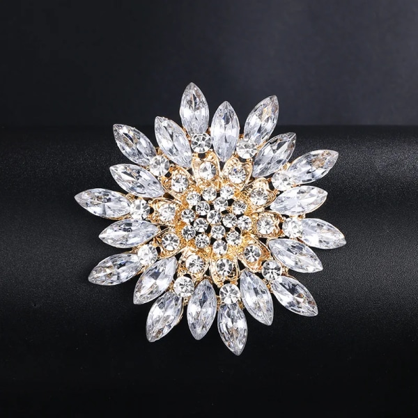 New Fashion Big Flower Crystal Brooch For Women Rhinestones Pin Badge  Corsage Scarf Clip for Women Coat Wedding Jewelry Gifts