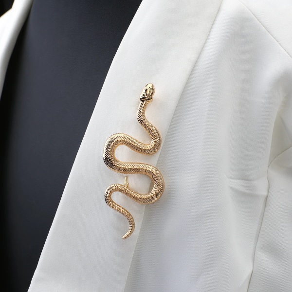 Gold Color Snake Brooches Women Men Lady Luxury Metal Snake Animal Brooch Pins Party Casual Fashion Jewelry Gifts