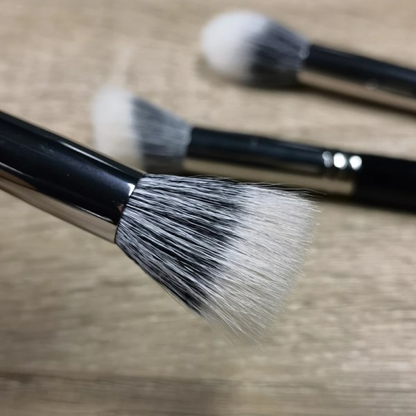 Stippling Highlight Brush Blush Goat hair Multifunctional Concealer Mask Foundation Makeup Brushes Beauty Tool