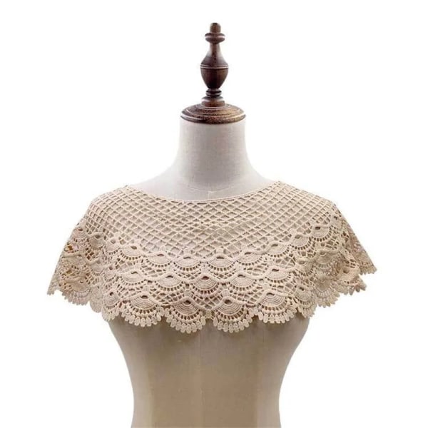 Fashion Fake Collar Shawl Lace Crochet Hollow False Collar Detachable Collar Neckline Top Women Clothes Accessories