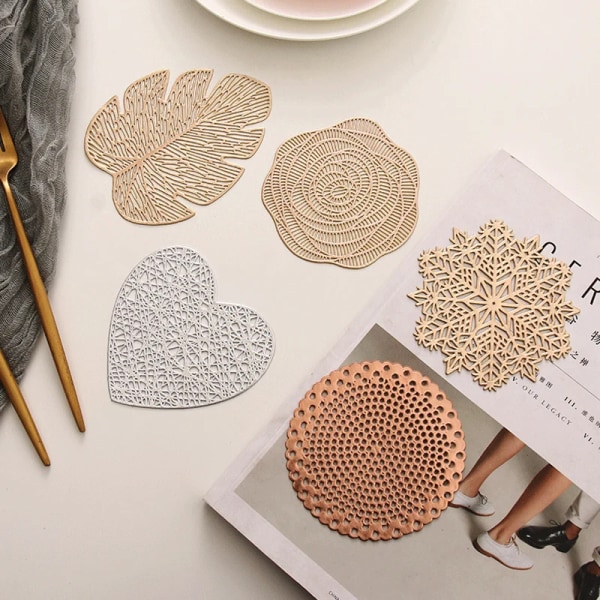 Love Small Coaster Creative Decoration Table PVC Heat Insulation Hot Gold Placemat Western Food Non-slip Mat