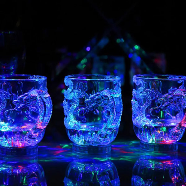 LED Flash Magic Color Changing Dragon Cup Water Activated Light-Up Beer Coffee Milk Tea Wine Whisky Bar Mug Travel Gift