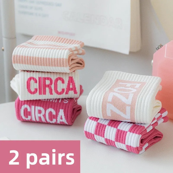 2 pairs (4pcs)Of Cute college style sports spring autumn and winter mid length socks