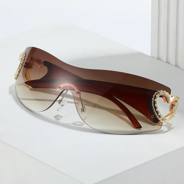 Y2K Wrap Around Fashion Sunglasses For Women Men One-piece Gradient Lens Glasses Heart Design Hollow Temple Eyewear UV400