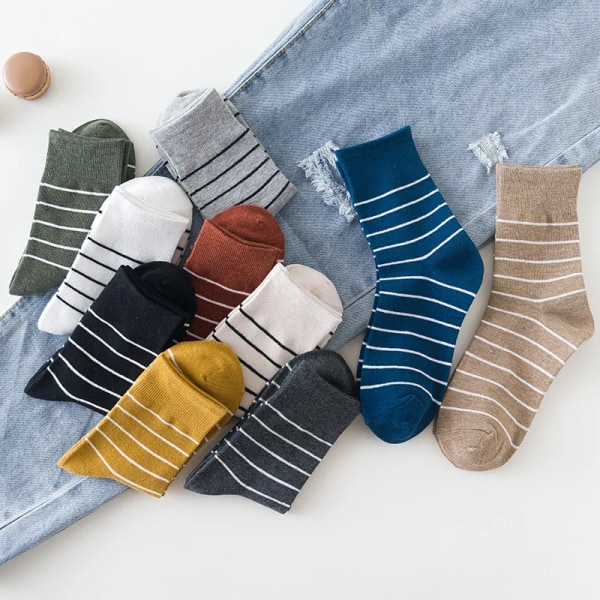 Autumn Winter New College Style Striped Socks Classic Women's Socks Breathable Cotton Socks Cotton Soft Sport Socks Size 35-40