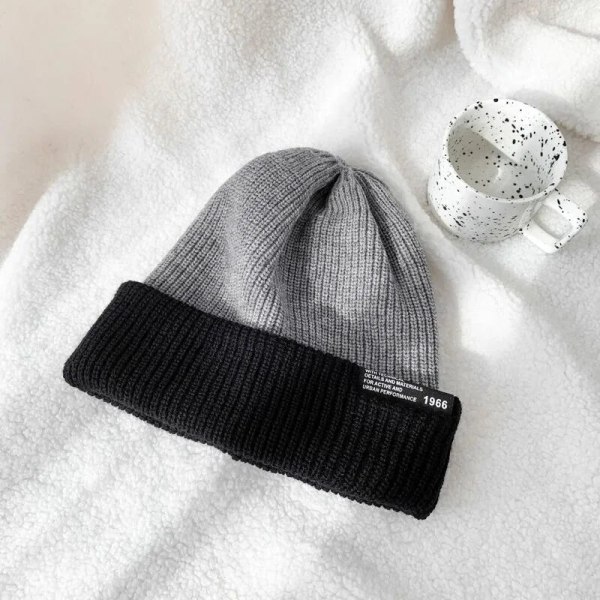 New Kpop Style Unisex Two-Tone Winter Hats Women Slouchy Reversible Beanie Hat Young People's Knitted Hats With Various Wearing