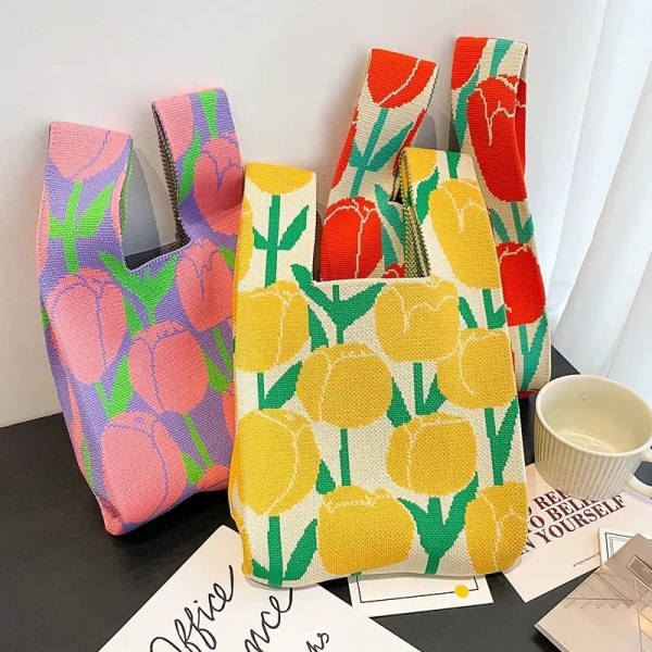 1pcs Handmade Knit Handbag Women Wrist Bag Japanese Casual Color Tote Bag Student Reusable Shopping Bags Purses and Handbags