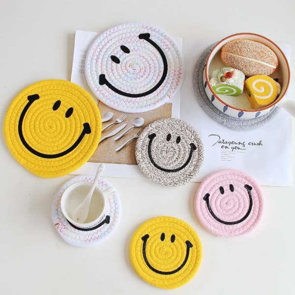 Simple Cotton Happy Face Rattan Coaster Heat Insulation Mat Straw Woven Hand-woven Mat Nordic INS Placemat
